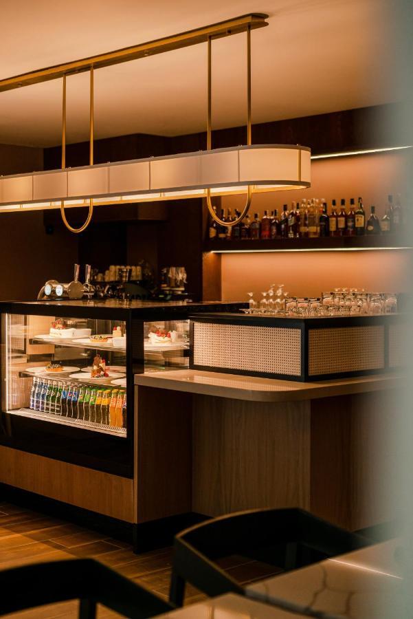 Royal Tulip Sand Колобжег Экстерьер фото The bar at the lounge